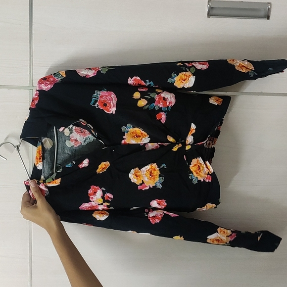 Cotton On Tops - Floral Crop Top